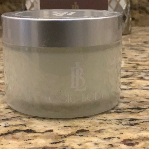 Logic Body Detox Moisturizer. - Picture 3 of 6
